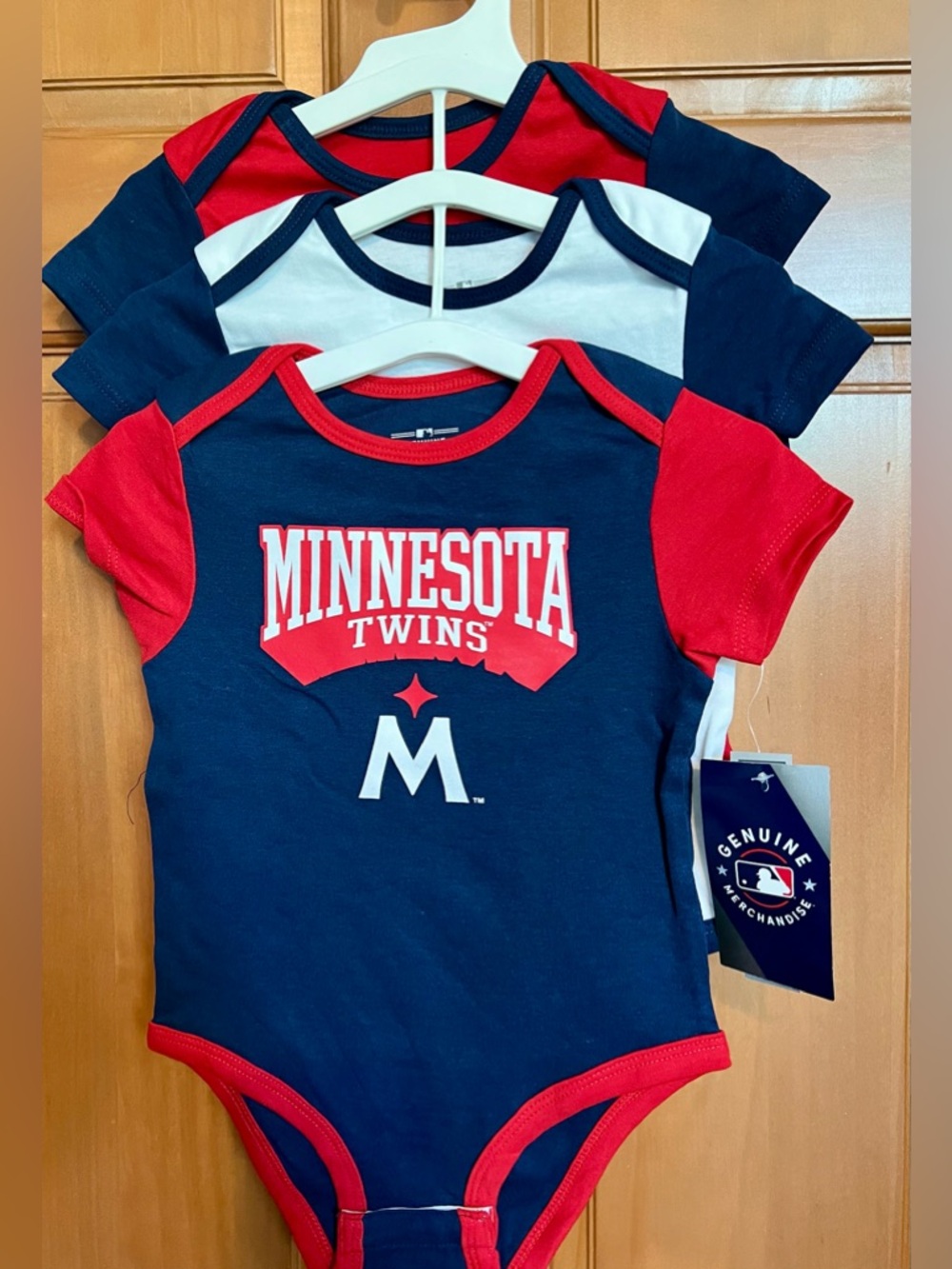 MLB Minnesota Twins Infant 3 Piece Bodysuit Set